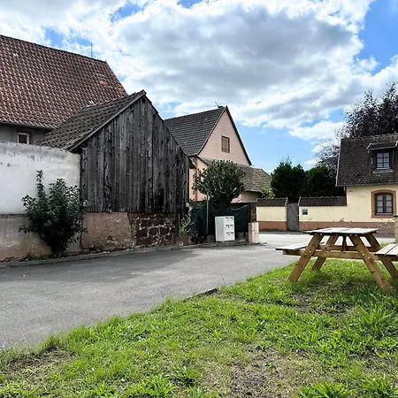 Apartamento De 80 M2 Avec Grand Parking - Proche Pistes Cyclables *